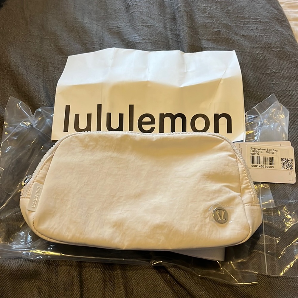 Lulu lemon belt bag white opal